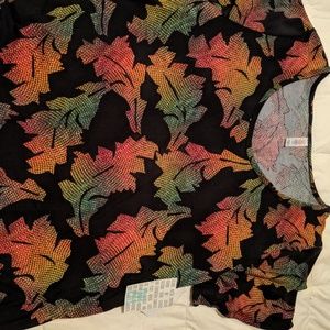 LuLaRoe Tops - Classic Tee LuLaRoe Tops - Classic Tee